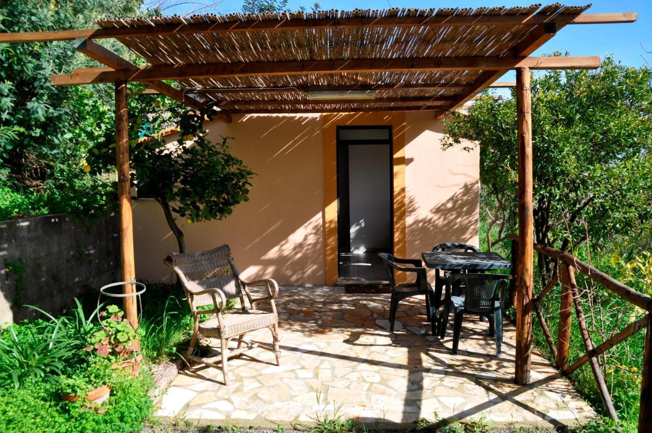 Villa Incanto B&B Caprioli Kültér fotó