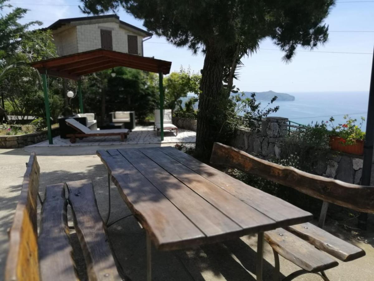 Villa Incanto B&B Caprioli Kültér fotó