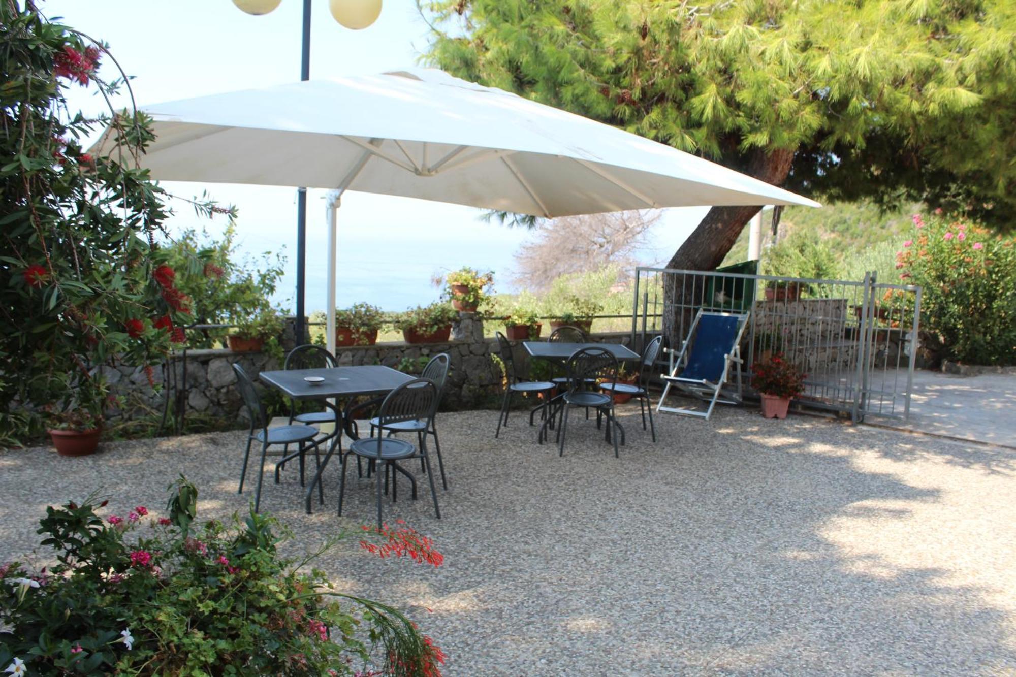 Villa Incanto B&B Caprioli Kültér fotó