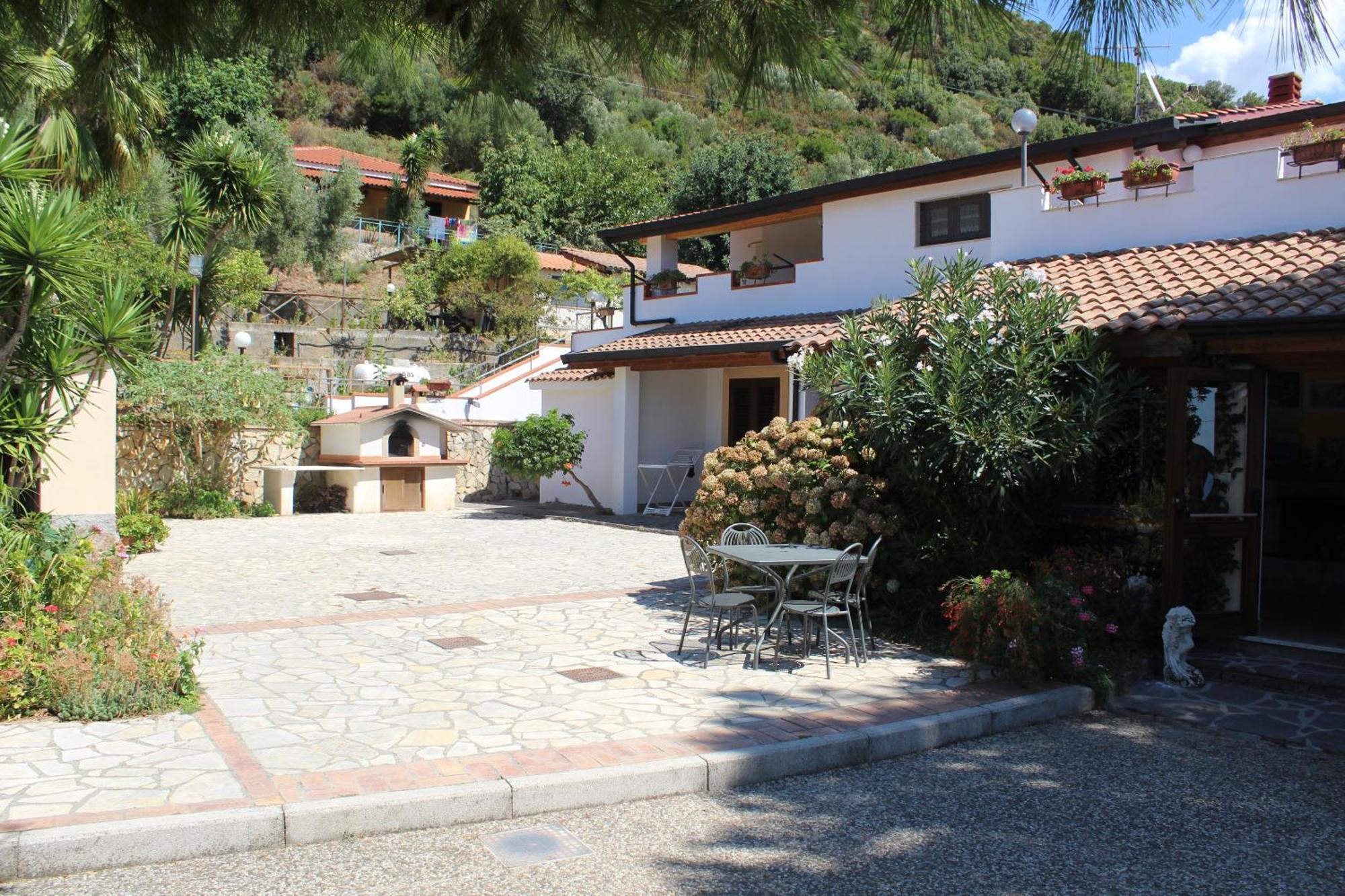 Villa Incanto B&B Caprioli Kültér fotó